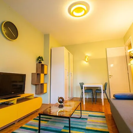 Small Paris * بودابست