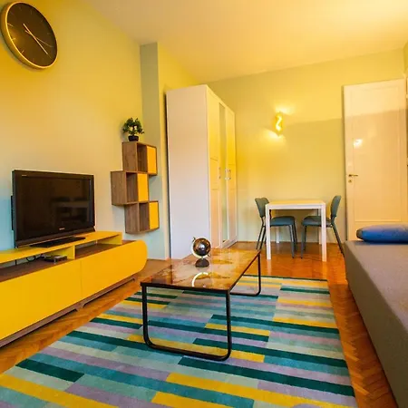 Small Paris Budapest