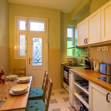 Apartment Small Paris Budapest