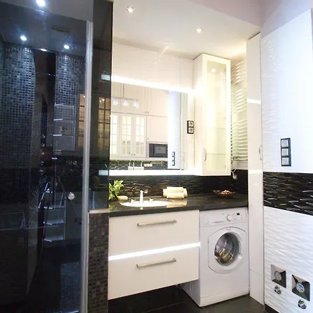 Small Paris Apartment *
