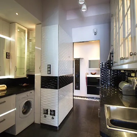 Small Paris Budapeszt