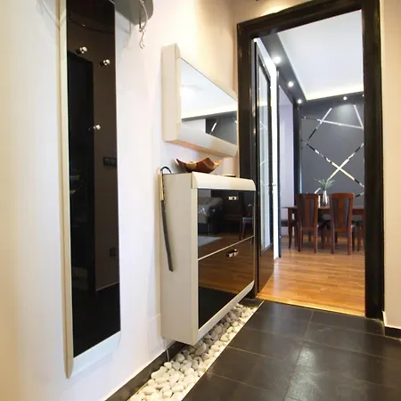 Apartment Small Paris