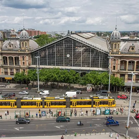 Small Paris Apartamento