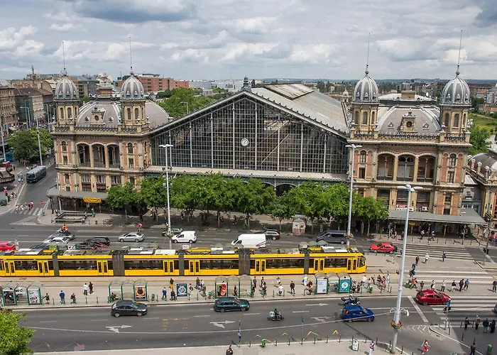 Small Paris Apartament
