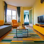 Апартаменты Small Paris