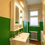 Small Paris *