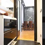 Small Paris Апартаменты